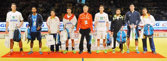 EHF Euro 2014 All star-joukkue. Melvyn Richardson kuvassa toinen vasemmalta.